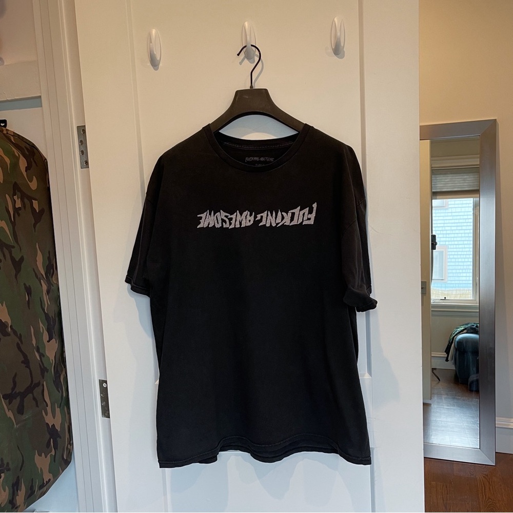 Fucking Awesome - inverted logo